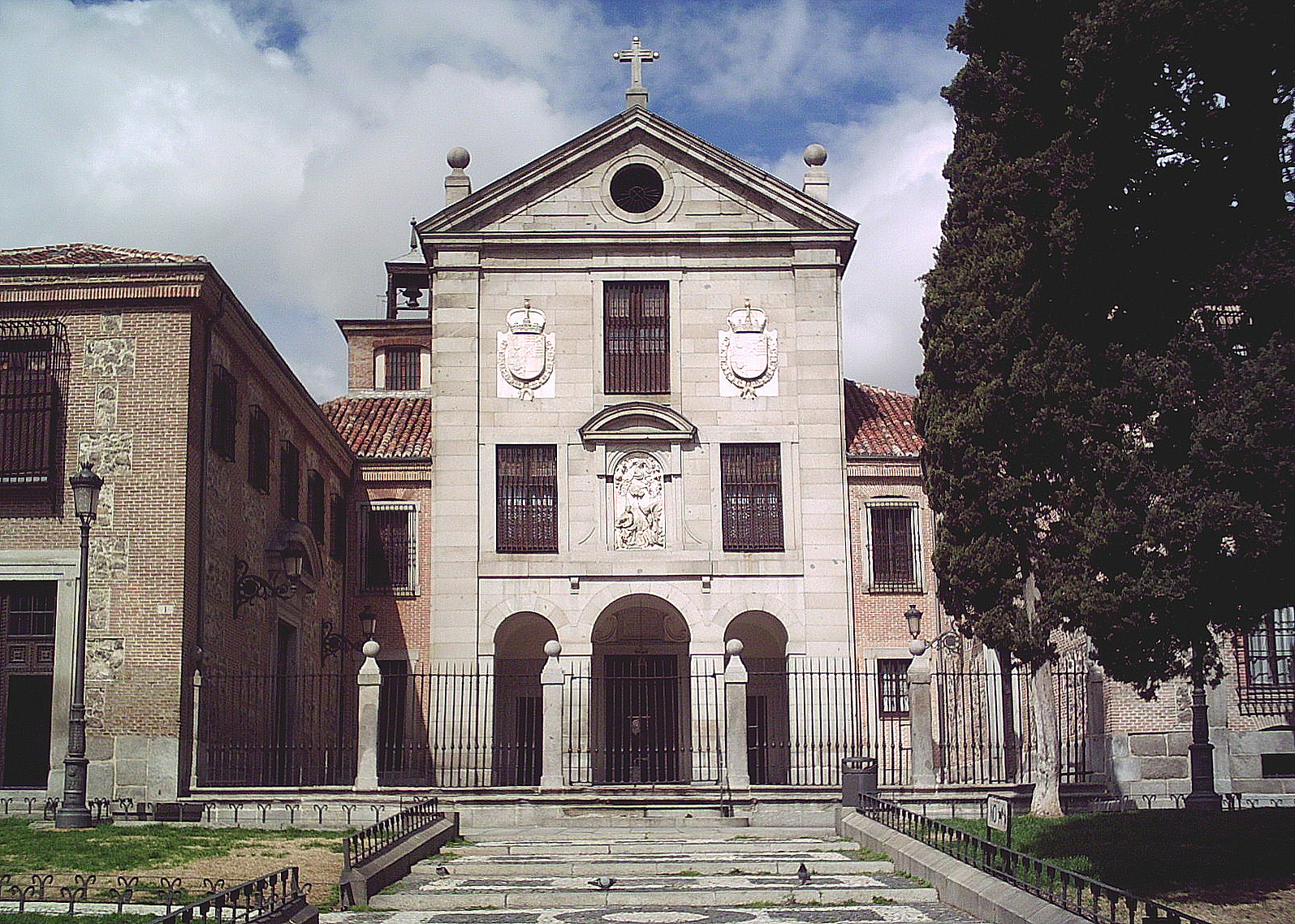 real_monasterio_de_la_encarnacion_madrid_01.jpg