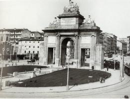1934.jpg