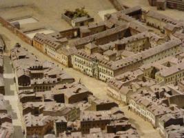 antiguo_hospicio_de_la_calle_fuencarral_en_la_maqueta_de_1830_del_museo_de_historia_de_madrid.jpg