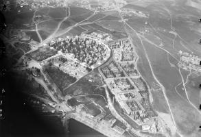 eth-bib-madrid_friedhof_aus_300_m_hohe-mittelmeerflug_1928-lbs_mh02-05-0065.jpg
