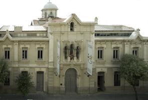 fachada_de_la_sede_de_carlos_de_amberes.jpg fachada_de_la_sede_de_carlos_de_amberes.jpg