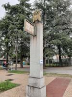 hito_senalizador_de_calles_ciudad_universitaria.jpg