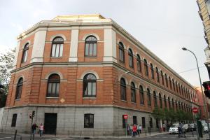 iw-141-001.jpg